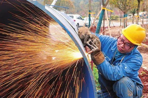 黨旗紅 勞動(dòng)美丨全國(guó)工人先鋒號(hào)東江引水工程項(xiàng)目部 以匠心工程確保群眾用水無憂